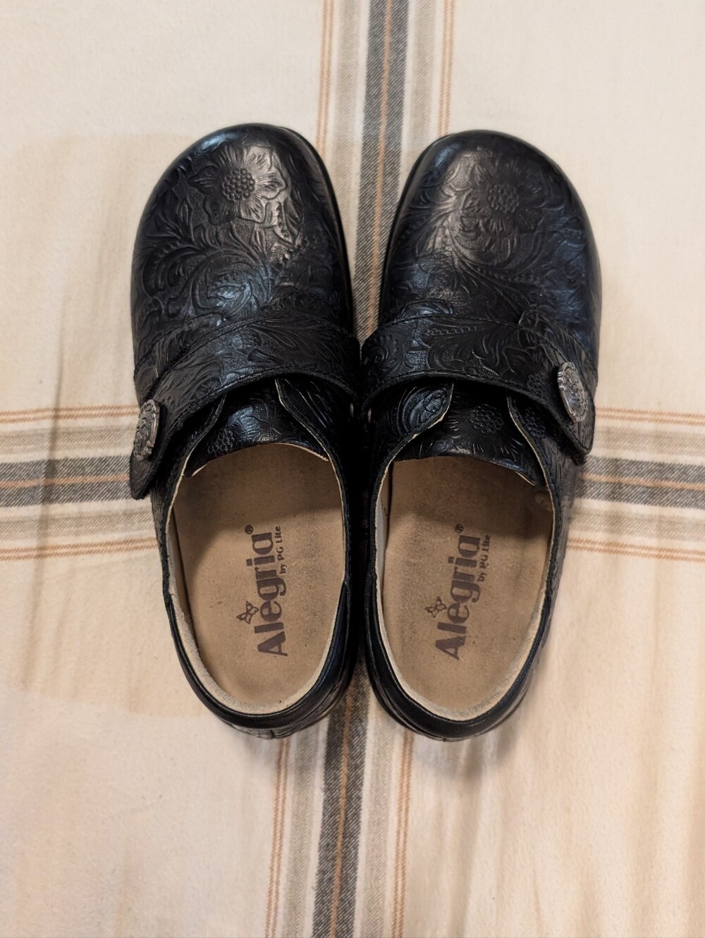 Alegria Black Embossed Leather Clog with Decorative Concho (Size 36 or US 5.5-6)